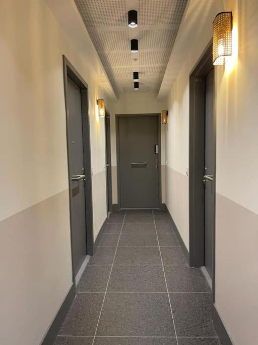 Ferienwohnung Palais Riviera Chaleureux Lumineux Et Climatise Nizza Exterior foto